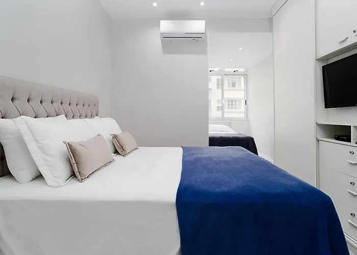 Apartamento 2 Quartos Com Suite Em Copacabana Na Quadra Da Praia
