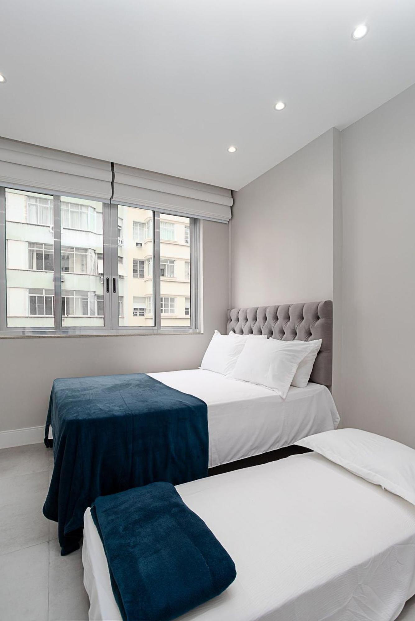 2 Quartos Com Em Copacabana Na Quadra Da Apartamento *