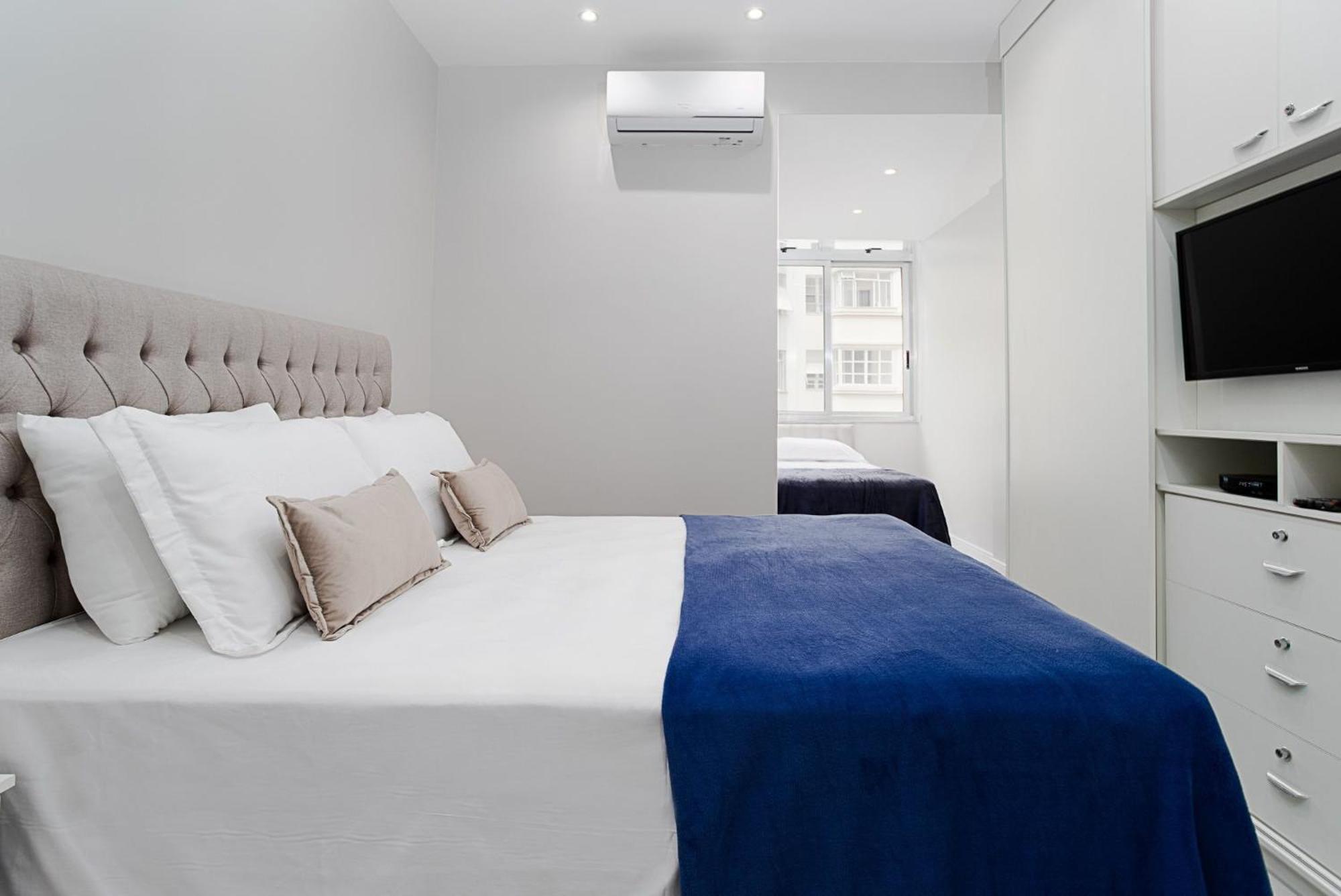 2 Quartos Com Em Copacabana Na Quadra Da Apartamento