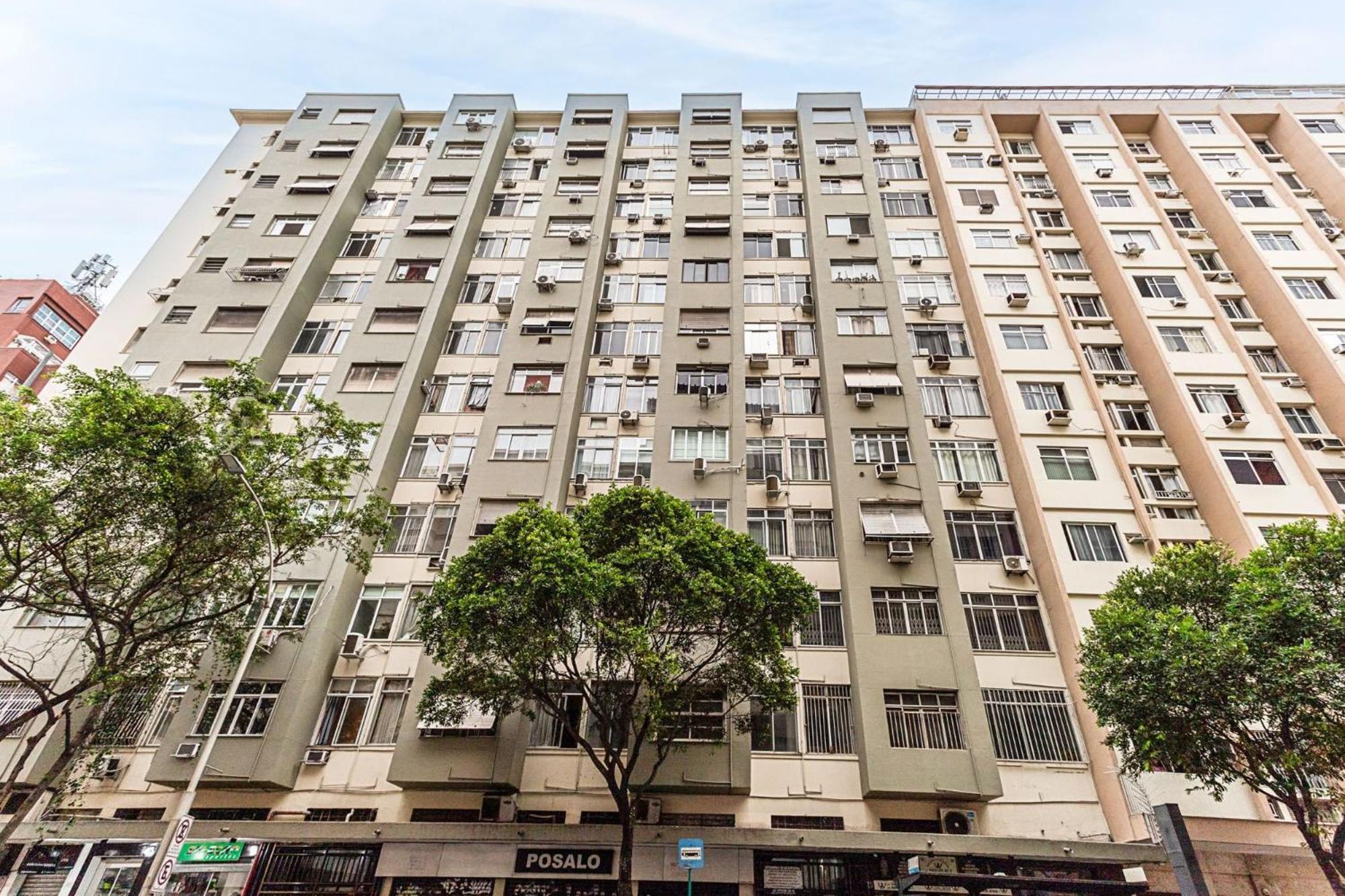 2 Quartos Com Em Copacabana Na Quadra Da Apartamento